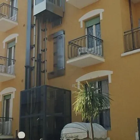 ホテル La Gioiosa 3*